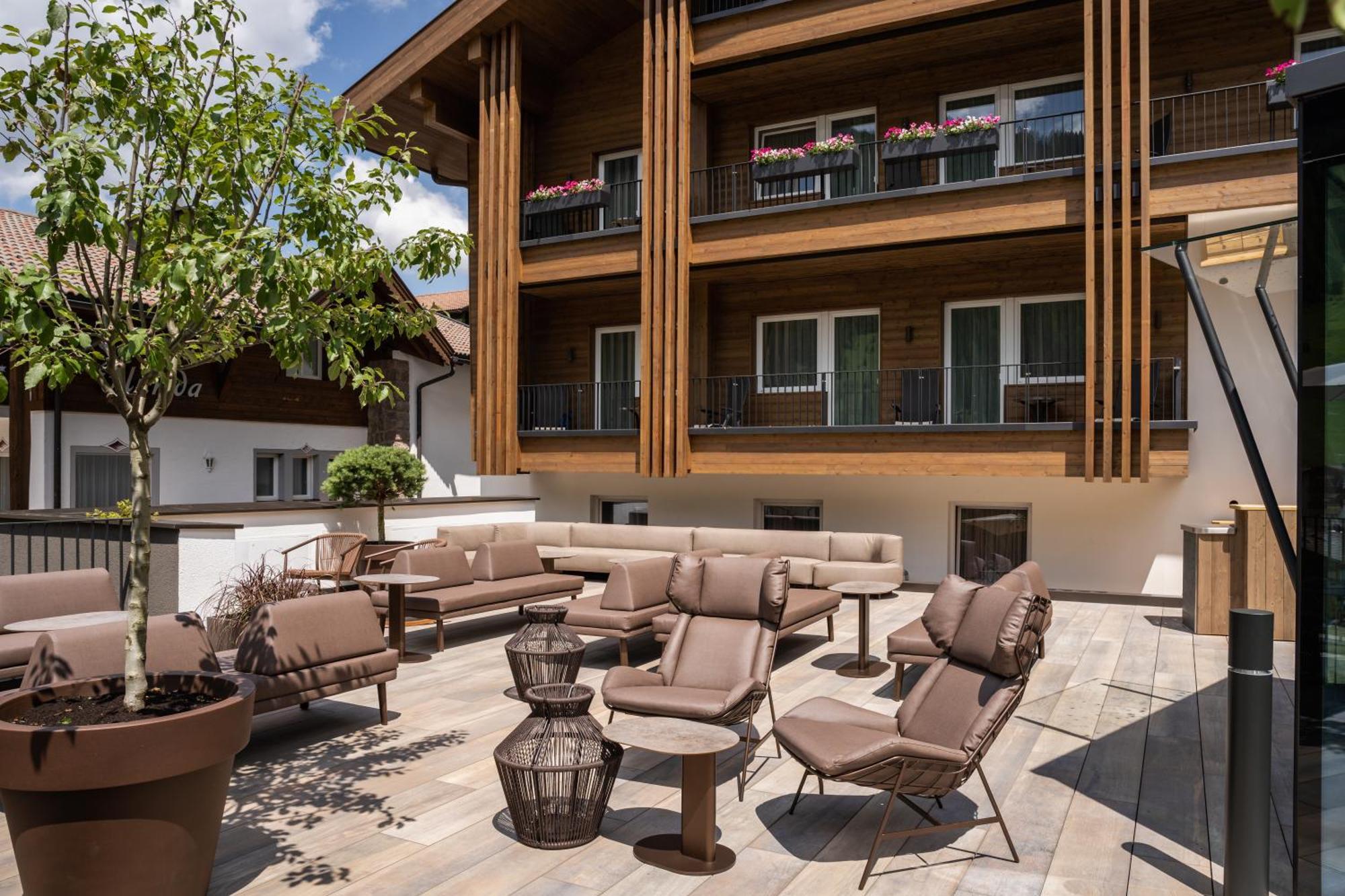 Hotel Sun Valley Selva di Val Gardena Extérieur photo